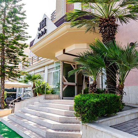 Hotel Joli Alba Adriatica Extérieur photo