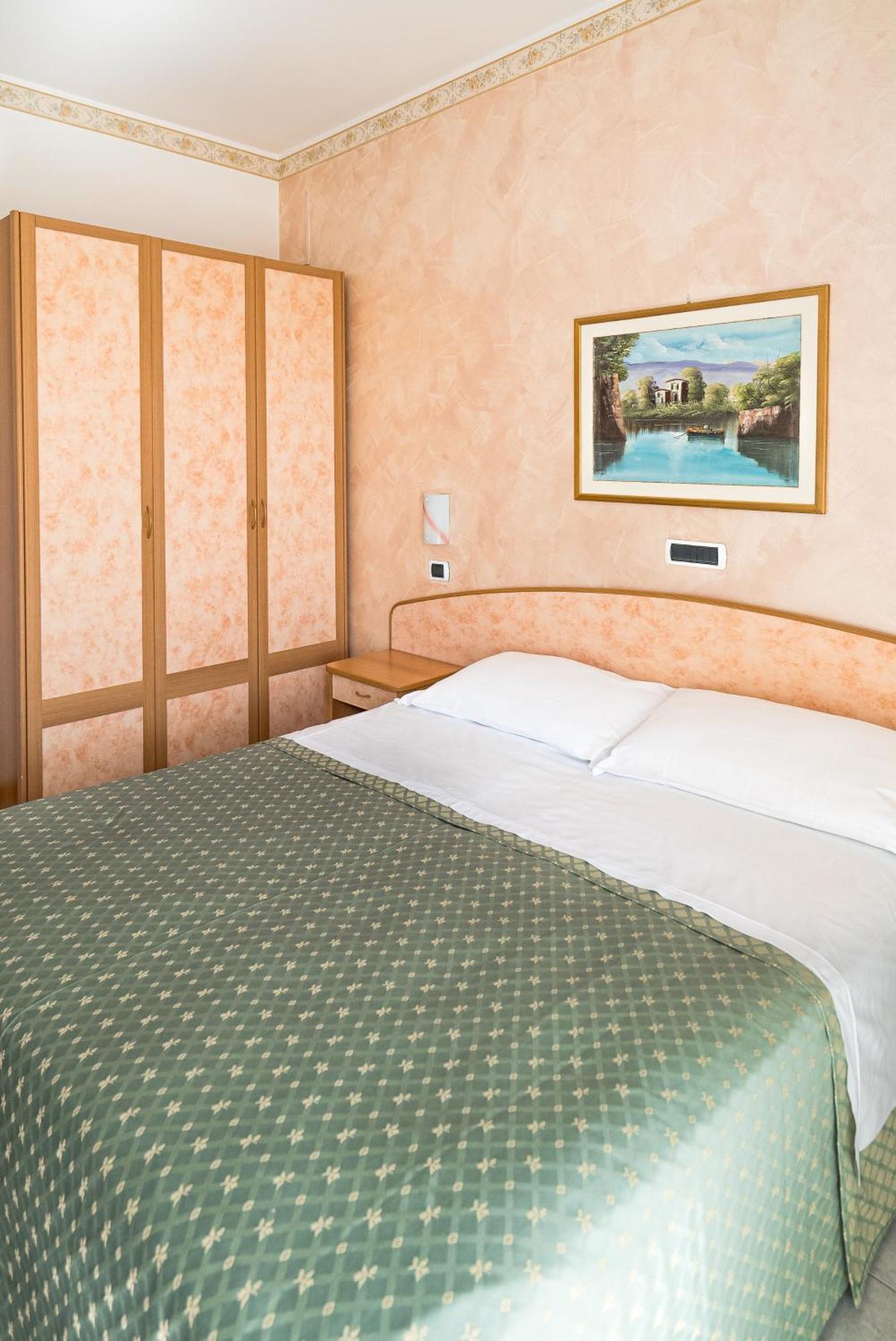 Hotel Joli Alba Adriatica Extérieur photo