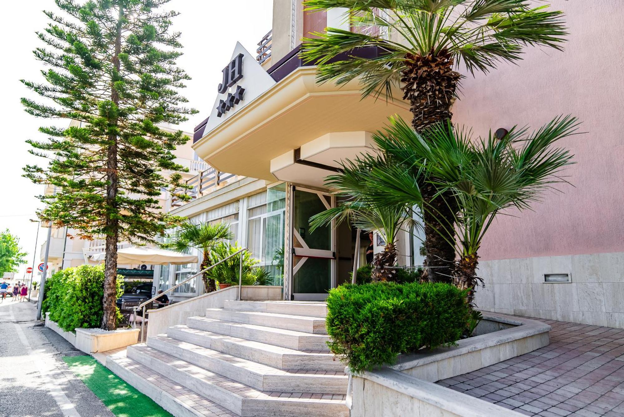 Hotel Joli Alba Adriatica Extérieur photo