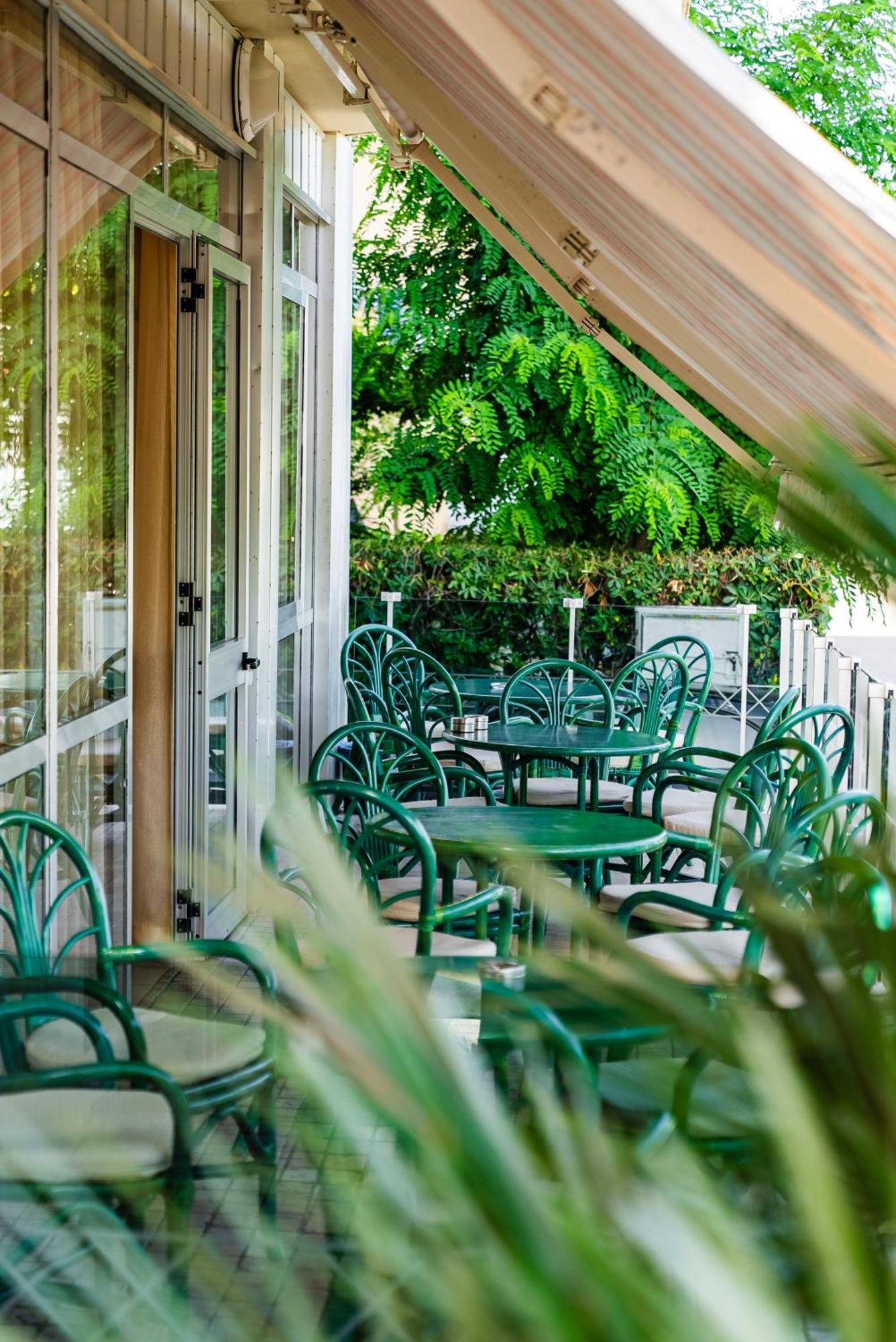 Hotel Joli Alba Adriatica Extérieur photo